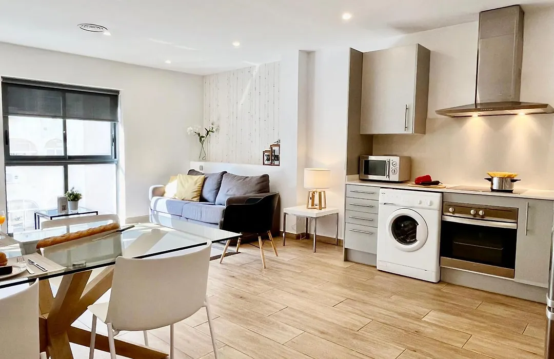 Feelathome Mozart Apartments-1